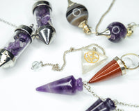 Collection de pendules pour la radiesthésie et lithothérapie à énergie positive ∣ Zenbienetre.com