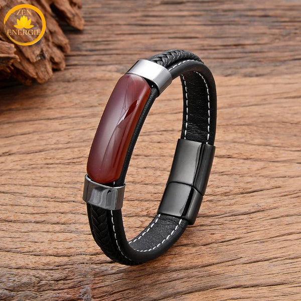 alt="Bracelet en cuir noir avec pierre naturelle agate rouge et fermoir métallique noir"
