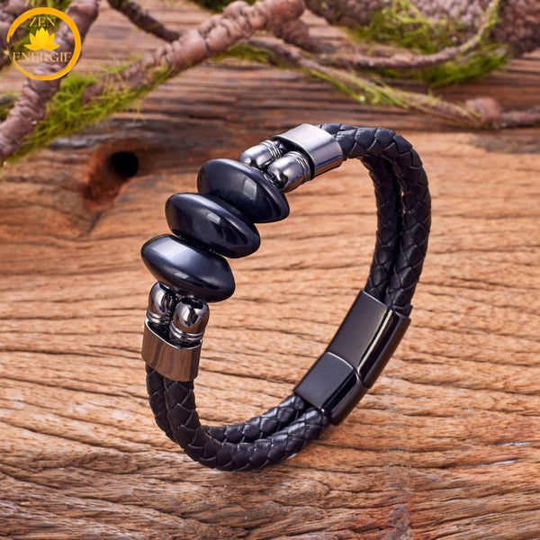 alt="Bracelet en cuir noir avec perles en agate noire et fermoir argenté"
