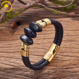 alt="Bracelet en cuir noir avec perles en agate noire et fermoir doré"

