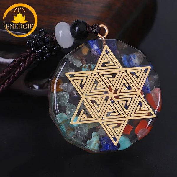 pendentif en orgone rond avec sept chakras∣ Zenbienetre.com