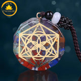 pendentif en orgone rond avec sept chakras∣ Zenbienetre.com
