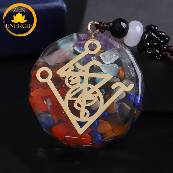 pendentif en orgone rond avec sept chakras∣ Zenbienetre.com