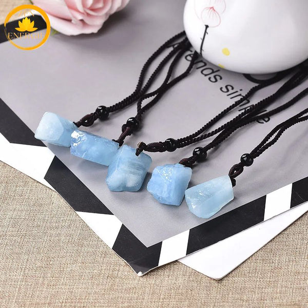 pendentif en pierre de cristal de roche brute∣ Zenbienetre.com