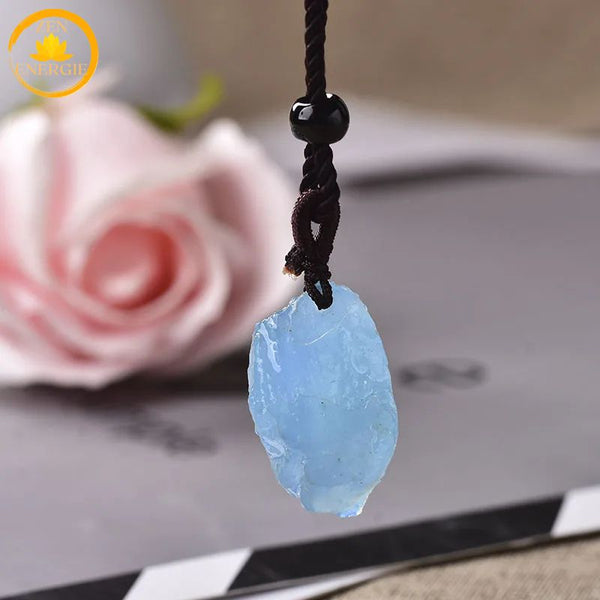 pendentif en pierre de cristal de roche brute∣ Zenbienetre.com