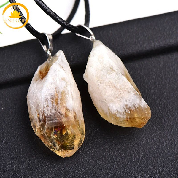 pendentif en pierre de cristal de roche brute∣ Zenbienetre.com